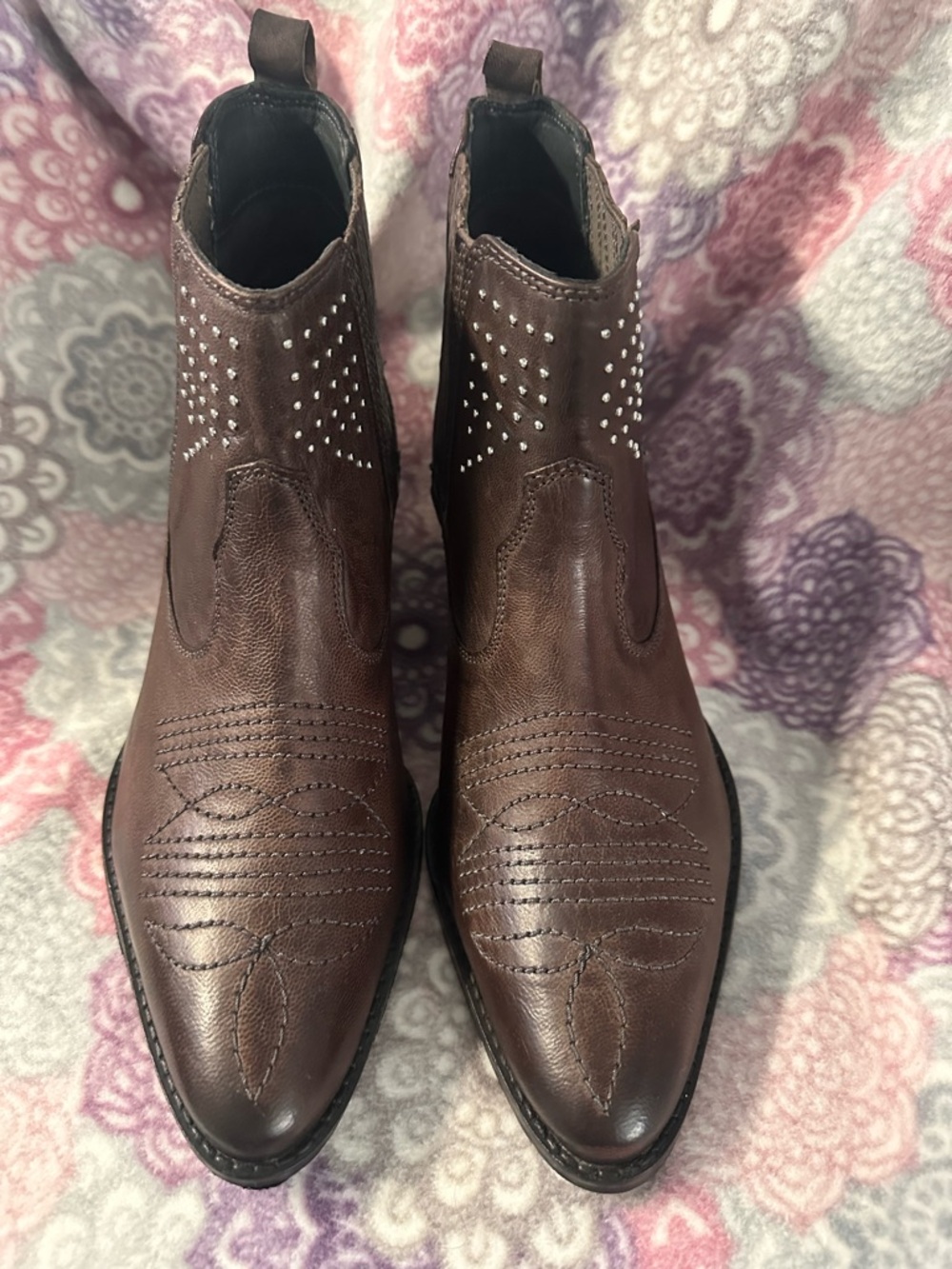 Splendid Brown Western-Style Ankle Booties with Stud Accents